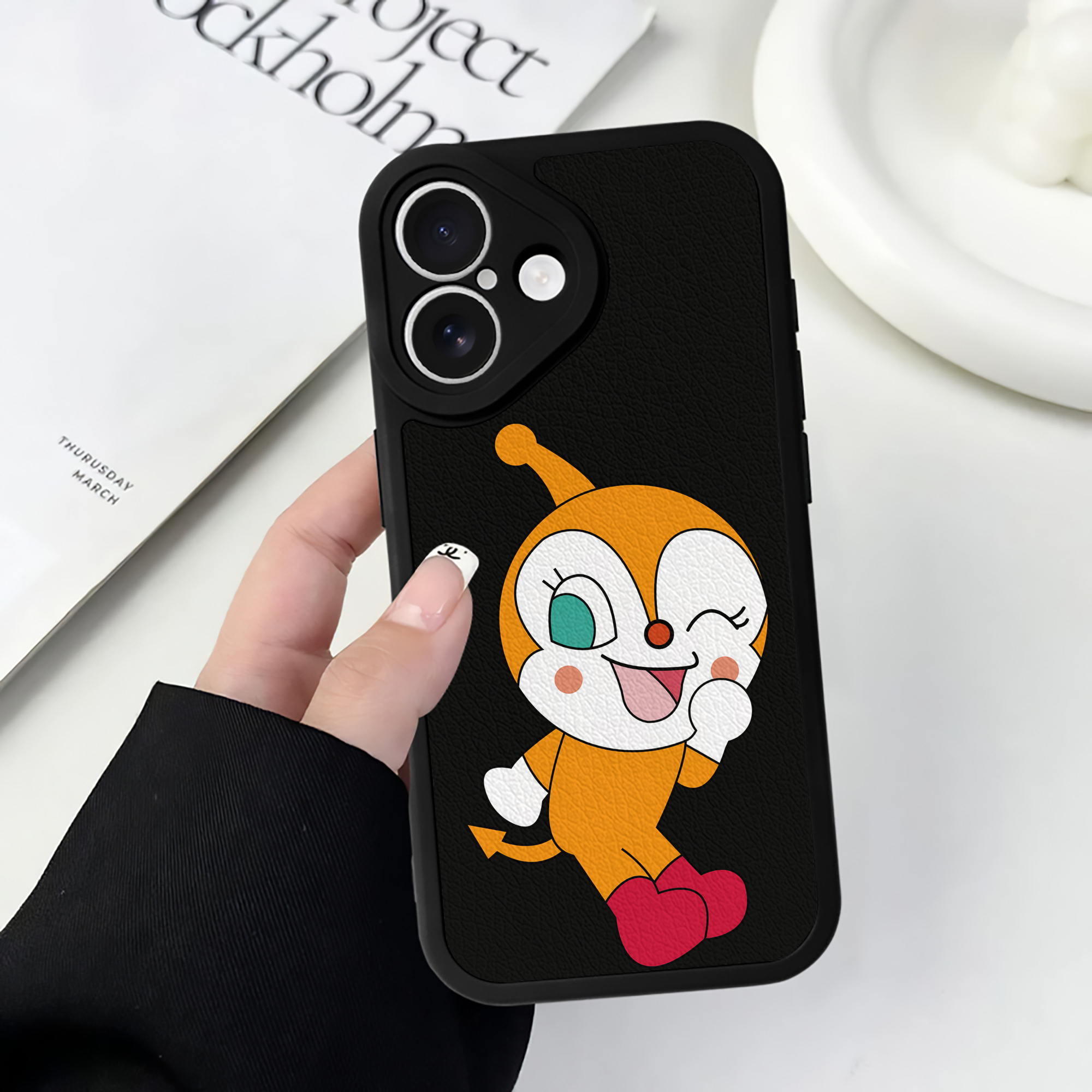 （画像用） アンパンマン Anpanman 【iPhone 16シリーズ対応】シリコンスマホケース（レザー調） 材質：シリコン